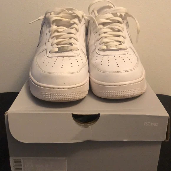 Nike Air Force 1 - Picture 2 of 6